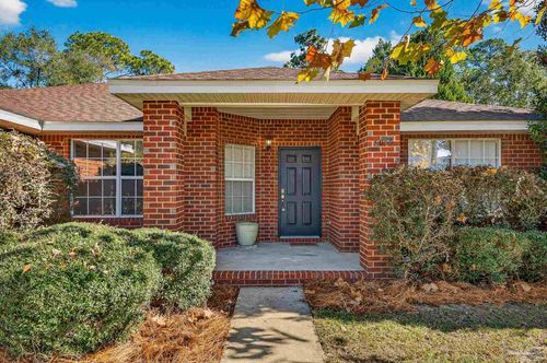 6050 Antelope St, Milton, FL, 32570-8000 | Card Image