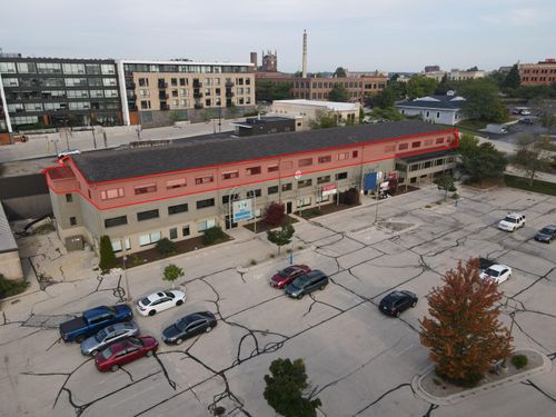 712 Riverfront Dr, Sheboygan, WI, 53081-4665 | Card Image