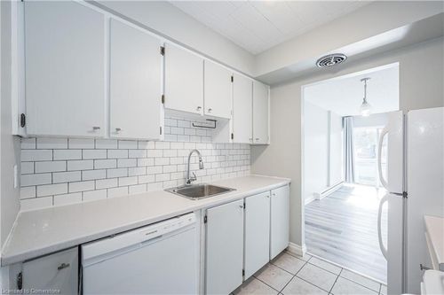102-105 Conroy Cres, Guelph, ON, N1G2V5 | Card Image