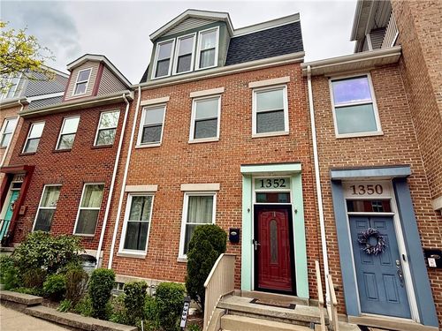 1352 Federal St, Pittsburgh, PA, 15212-4755 | Card Image