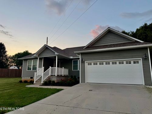 127 Kars Ln, Tazewell, TN, 37879-3975 | Card Image