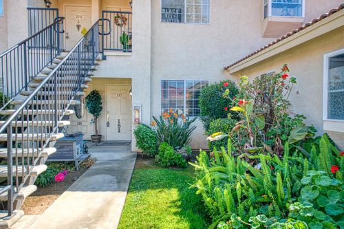 151-1542 E Alluvial Ave, Fresno, CA, 93720-3699 | Card Image