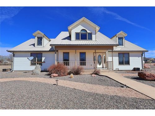 604 9th St, Blanca, CO, 81123-5044 | Card Image
