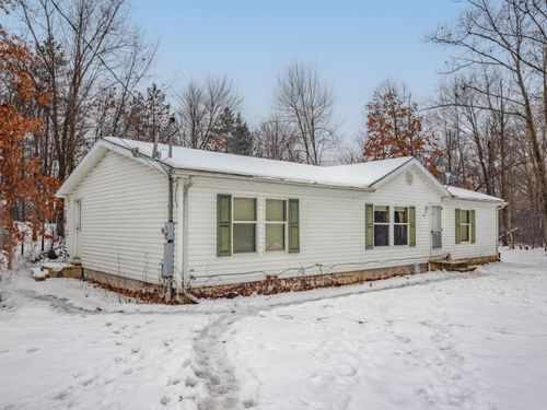 18 Westwood Dr, Springfield, MI, 49037-7693 | Card Image