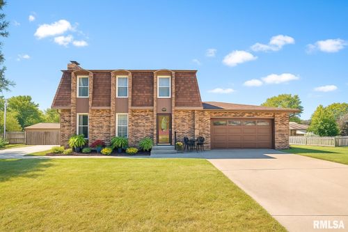 107 Hilltop St, Colona, IL, 61241-8819 | Card Image