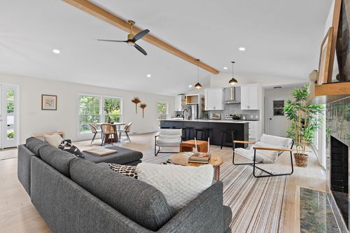 5239 Trousdale Dr, Nashville, TN, 37220-2235 | Card Image