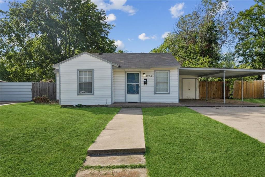 Glenn Dr, Blue Mound, TX 76131