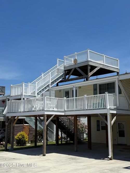 b-113 Dunes Ct, Atlantic Beach, NC, 28512-7424 | Card Image