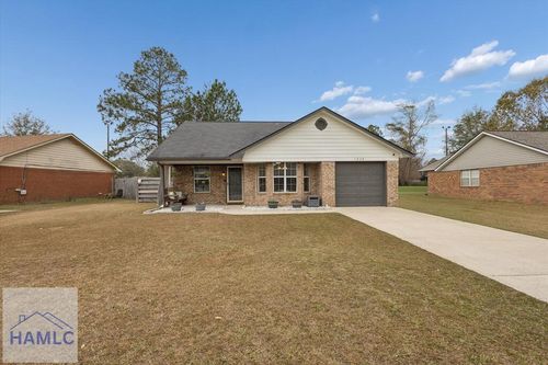 1238 Dharahn Dr, Hinesville, GA, 31313-9188 | Card Image