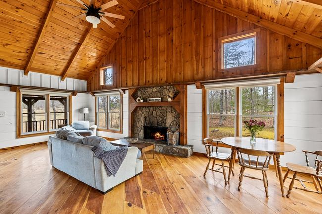 1994 Douthit Rd, Home with 3 bedrooms, 2 bathrooms and 3 parking in Mineral Bluff GA | Image 21