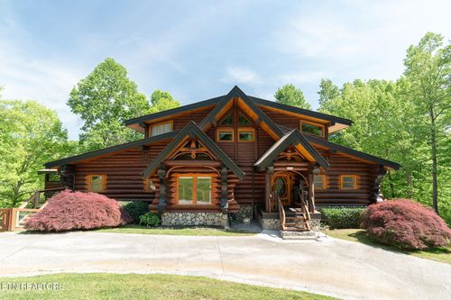 546 Bluff View Rd, New Tazewell, TN, 37825-6315 | Card Image