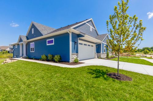 1598 Weston Ridge Rd, Oconomowoc, WI, 53066-3407 | Card Image