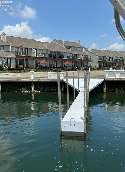 w-116-0 N Windward Dr, Port Clinton, OH, 43452 | Card Image