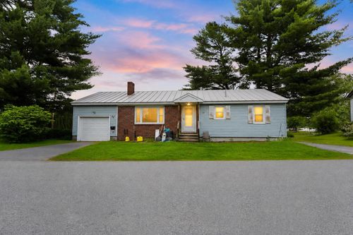 24 Cottage St, Fairfield, ME, 04937-1149 | Card Image