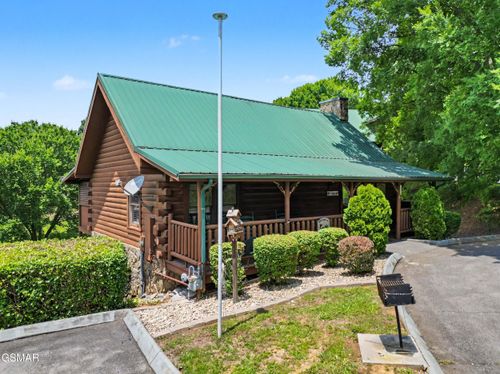 1629 Little Cabin Loop, Sevierville, TN, 37862-7893 | Card Image