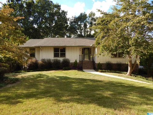 2213 Mill Run Cir, Hoover, AL, 35226-1838 | Card Image
