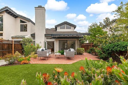 6422 Caminito Listo, San Diego, CA, 92111-6858 | Card Image