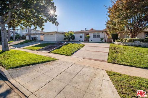 7121 Arizona Ave, Los Angeles, CA, 90045-1318 | Card Image