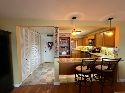 2-883 Weirs Blvd, Laconia, NH, 03246-1635 | Card Image
