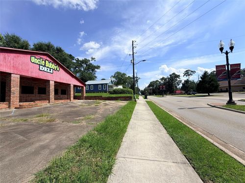 400 S Main St, Jasper, TX, 75951-4514 | Card Image