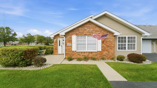 1044 N Woodlawn Avenue, Griffith, IN, 46319 | Card Image