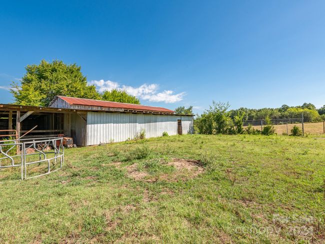 8670 Nc 200 Hwy, House other with 3 bedrooms, 1 bathrooms and null parking in Midland NC | Image 41