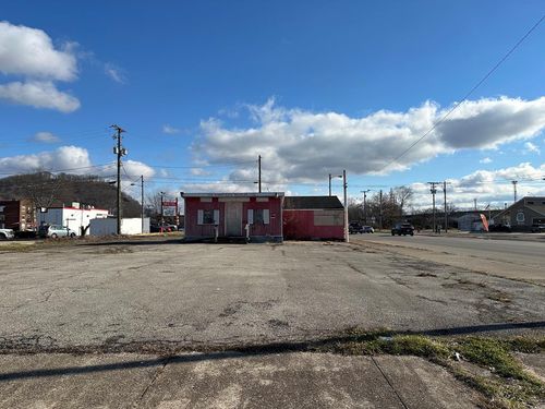 1-1102 Lawson St, Portsmouth, OH, 45662-4766 | Card Image