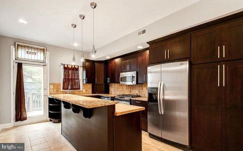 2319 Eastern Ave, BALTIMORE, MD, 21224-3611 | Card Image