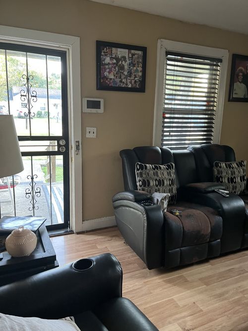 841 Seymour Ave, Nashville, TN, 37206-3450 | Card Image