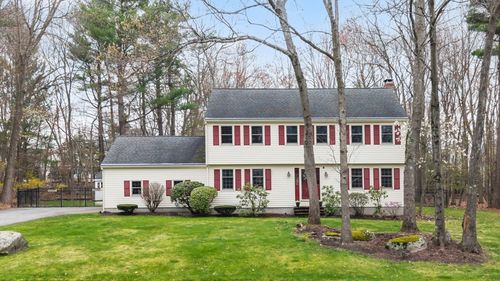 8 Liberty Tree Ln, Shrewsbury, MA, 01545-1558 | Card Image