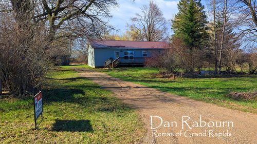 1185 11 Mile Rd, Remus, MI, 49340-9533 | Card Image