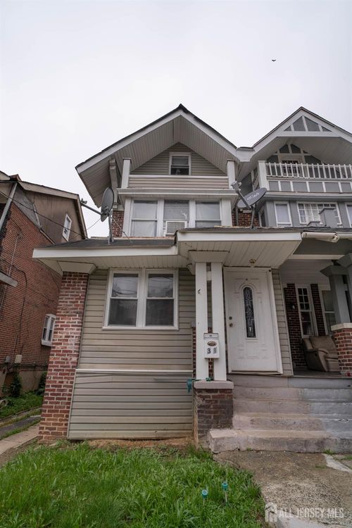 31 Bryn Mawr Ave, TRENTON, NJ, 08618-4003 | Card Image