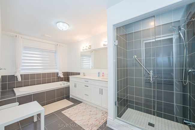 86 Sunset Way, House other with 9 bedrooms, 7 bathrooms and 4 parking in Thorold ON | Image 21