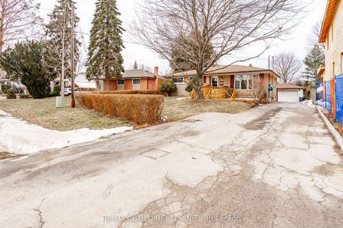 521 Sandbrook Road, Oakville, ON, L6L4M6 | Card Image
