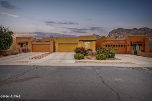 9854 N Wide Sky Dr, Oro Valley, AZ, 85737-7900 | Card Image