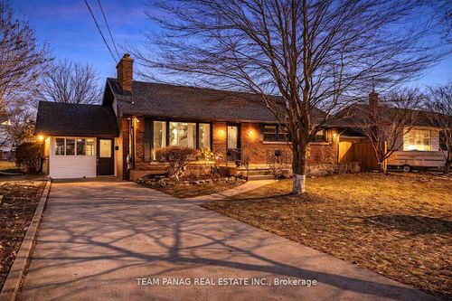 24 Brisbane Glen, Saint Catharines, ON, L2N3K9 | Card Image