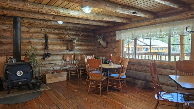 2742 Dixie Rd, Home with 9 bedrooms, 4 bathrooms and null parking in Dixie ID | Image 18