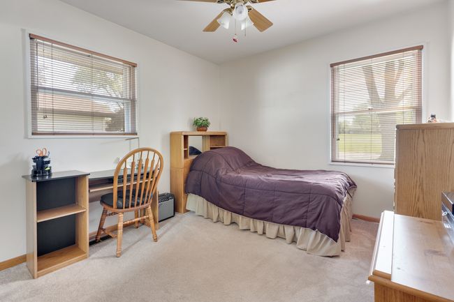 298 Fern Dr, House other with 3 bedrooms, 2 bathrooms and 2 parking in Elk Grove Village IL | Image 16