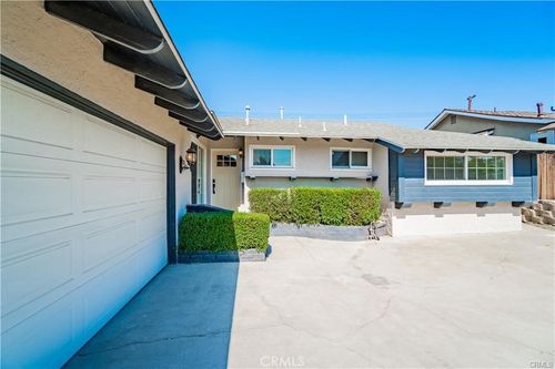 2571 Wilshire Ave, La Habra, CA, 90631-5851 | Card Image