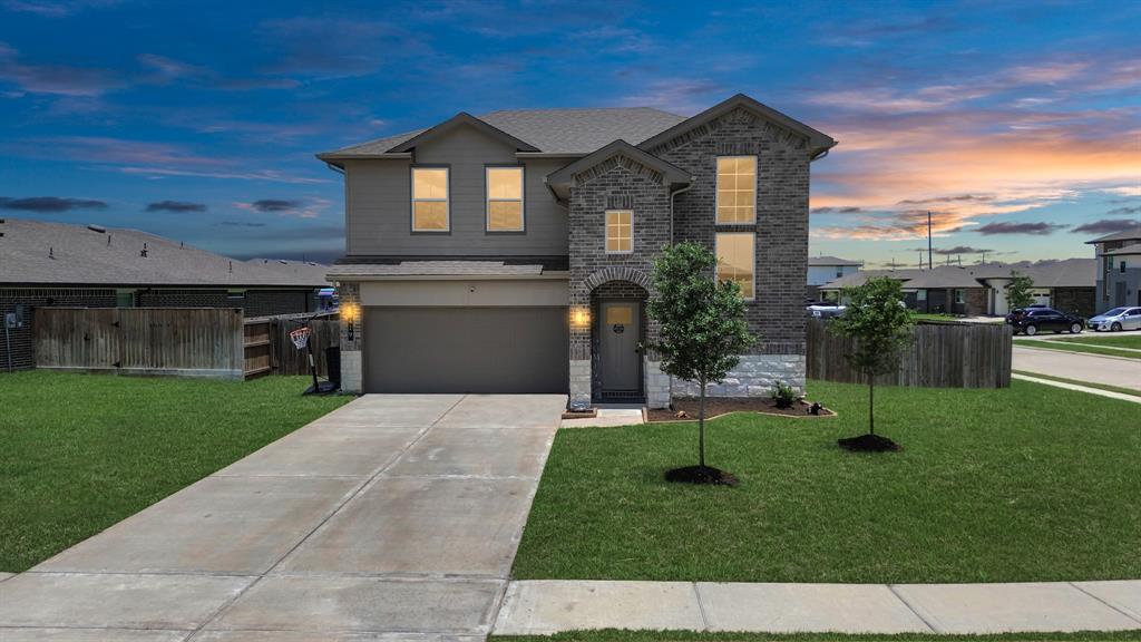 Turtle Oak Ln, Baytown, TX 77523