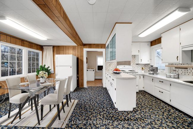 33 Pine Ave, House other with 3 bedrooms, 2 bathrooms and 5 parking in Palgrave ON | Image 21
