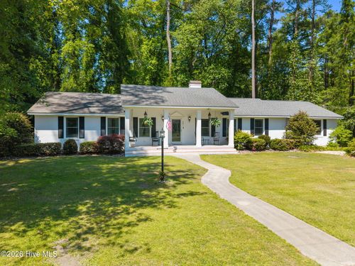 201 Camelia Dr, Washington, NC, 27889-3213 | Card Image