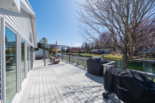 6001 N Silver Pines Dr, House other with 3 bedrooms, 2 bathrooms and null parking in Bellaire MI | Image 23