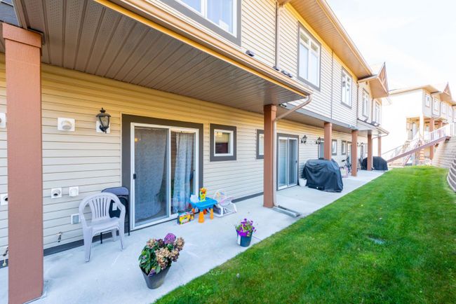 5 - 156 Rockyledge View Nw, Home with 2 bedrooms, 2 bathrooms and 2 parking in Calgary AB | Image 29