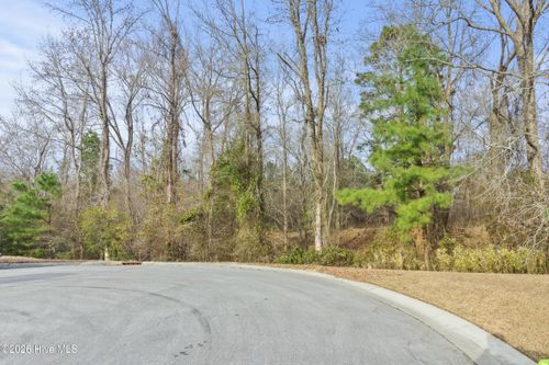 2711 Old Airport Rd, New Bern, NC, 28562-8735 | Card Image