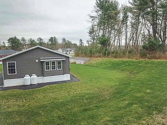 148 Linsay Dr, House other with 3 bedrooms, 2 bathrooms and 2 parking in Raynham MA | Image 39