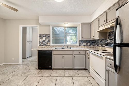 apt-a-3904 Hudson Bend Rd, Austin, TX, 78734-1680 | Card Image