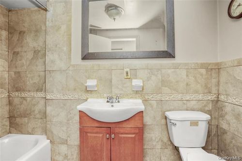 3rd-floor-80 Elliott Ave, Yonkers, NY, 10705-2124 | Card Image