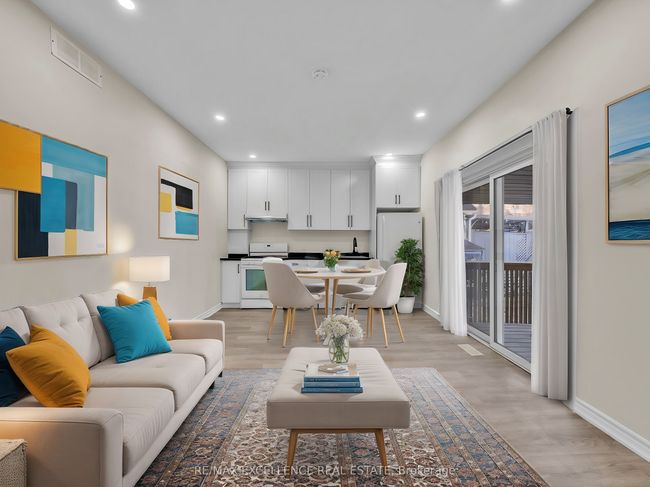 261 Cameron Ave, House other with 8 bedrooms, 3 bathrooms and 2 parking in Windsor ON | Image 5