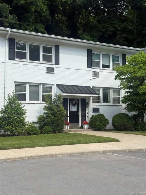 d-27 Avon Cir, Rye Brook, NY, 10573-2017 | Card Image